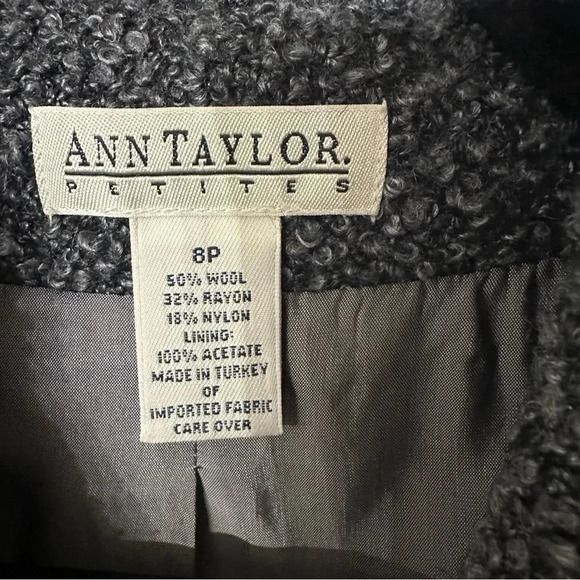 Ann Taylor Petites Women's Vintage Wool Blend Gray Jacket Size 8P GUC - Picture 5 of 7